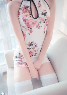 人妻女教师的沉沦1_国产剧免费播放